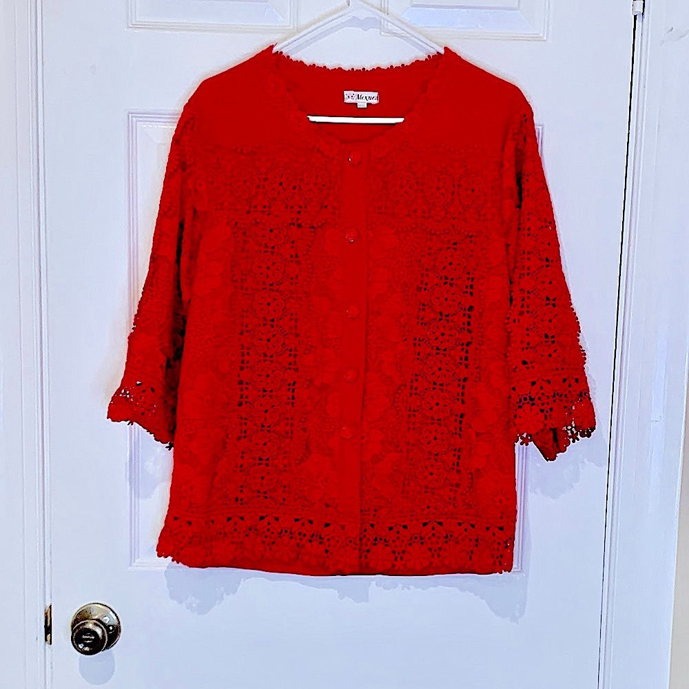 NWOT. Elegant Red top. Made of embroidery fabrics.100% Cotton. Size:XXXL